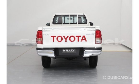 Buy Import Toyota Hilux White Car in Import - Dubai in Andijon Buy Import Toyota Hilux White Car in Import - Dubai in Andijon