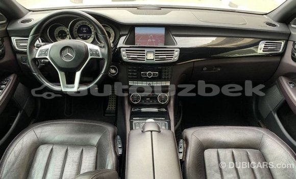 Buy Import Mercedes-Benz 190 White Car in Import - Dubai in Andijon Buy Import Mercedes-Benz 190 White Car in Import - Dubai in Andijon