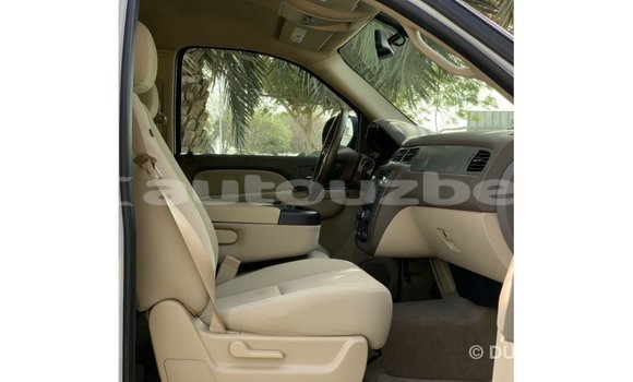 Buy Import Chevrolet Tahoe White Car in Import - Dubai in Andijon Buy Import Chevrolet Tahoe White Car in Import - Dubai in Andijon