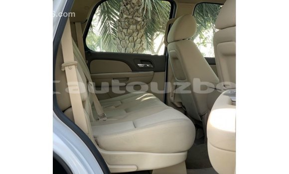 Buy Import Chevrolet Tahoe White Car in Import - Dubai in Andijon Buy Import Chevrolet Tahoe White Car in Import - Dubai in Andijon