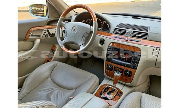 Buy Import Mercedes-Benz 200 Blue Car in Import - Dubai in Andijon Buy Import Mercedes-Benz 200 Blue Car in Import - Dubai in Andijon