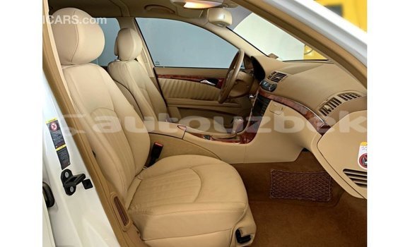 Buy Import Mercedes-Benz 200 White Car in Import - Dubai in Andijon Buy Import Mercedes-Benz 200 White Car in Import - Dubai in Andijon