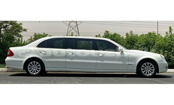 Buy Import Mercedes-Benz 200 White Car in Import - Dubai in Andijon Buy Import Mercedes-Benz 200 White Car in Import - Dubai in Andijon