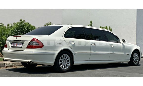 Buy Import Mercedes-Benz 200 White Car in Import - Dubai in Andijon Buy Import Mercedes-Benz 200 White Car in Import - Dubai in Andijon