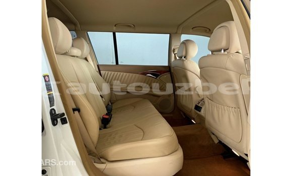 Buy Import Mercedes-Benz 200 White Car in Import - Dubai in Andijon Buy Import Mercedes-Benz 200 White Car in Import - Dubai in Andijon