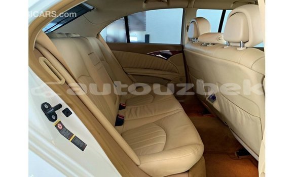 Buy Import Mercedes-Benz 200 White Car in Import - Dubai in Andijon Buy Import Mercedes-Benz 200 White Car in Import - Dubai in Andijon