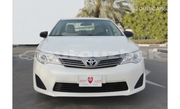 Buy Import Toyota Camry White Car in Import - Dubai in Andijon Buy Import Toyota Camry White Car in Import - Dubai in Andijon