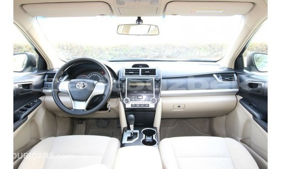 Buy Import Toyota Camry White Car in Import - Dubai in Andijon Buy Import Toyota Camry White Car in Import - Dubai in Andijon