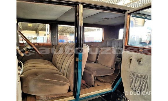 Buy Import Buick Electra Blue Car in Import - Dubai in Andijon Buy Import Buick Electra Blue Car in Import - Dubai in Andijon