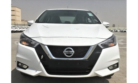 Buy Import Nissan Sunny White Car in Import - Dubai in Andijon