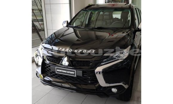 Buy Import Mitsubishi Montero Black Car in Import - Dubai in Andijon