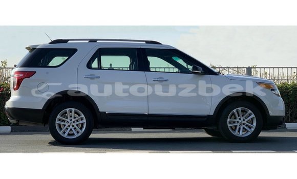 Buy Import Ford Explorer White Car in Import - Dubai in Andijon Buy Import Ford Explorer White Car in Import - Dubai in Andijon