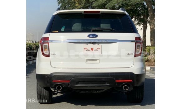 Buy Import Ford Explorer White Car in Import - Dubai in Andijon Buy Import Ford Explorer White Car in Import - Dubai in Andijon