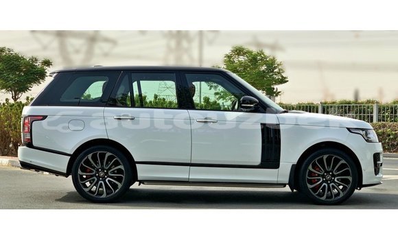Buy Import Land Rover Range Rover White Car in Import - Dubai in Andijon Buy Import Land Rover Range Rover White Car in Import - Dubai in Andijon
