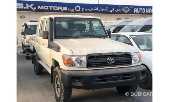 Buy Import Toyota Land Cruiser White Car in Import - Dubai in Andijon Buy Import Toyota Land Cruiser White Car in Import - Dubai in Andijon