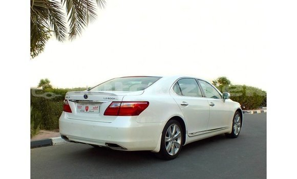 Buy Import Lexus LS White Car in Import - Dubai in Andijon Buy Import Lexus LS White Car in Import - Dubai in Andijon