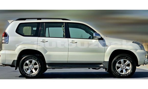 Buy Import Toyota Prado White Car in Import - Dubai in Andijon Buy Import Toyota Prado White Car in Import - Dubai in Andijon