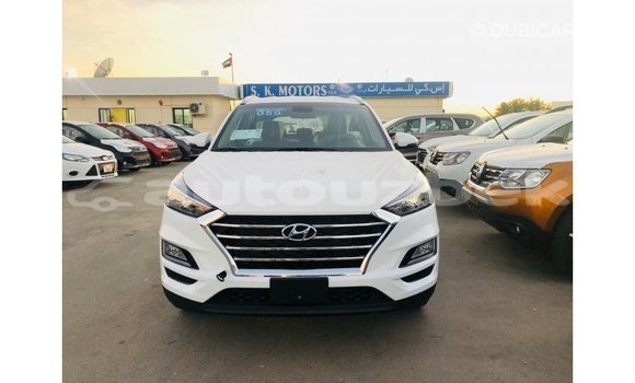 Buy Import Hyundai Tucson White Car in Import - Dubai in Andijon Buy Import Hyundai Tucson White Car in Import - Dubai in Andijon