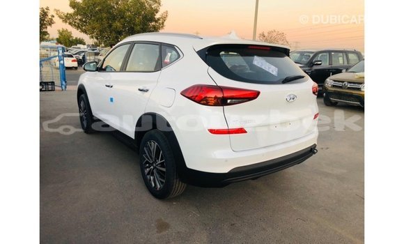 Buy Import Hyundai Tucson White Car in Import - Dubai in Andijon Buy Import Hyundai Tucson White Car in Import - Dubai in Andijon
