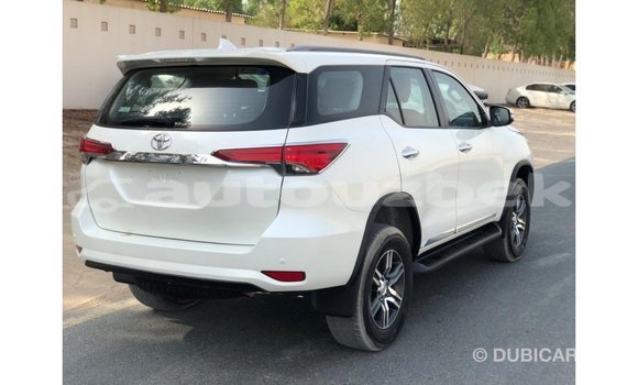 Buy Import Toyota Fortuner White Car in Import - Dubai in Andijon Buy Import Toyota Fortuner White Car in Import - Dubai in Andijon