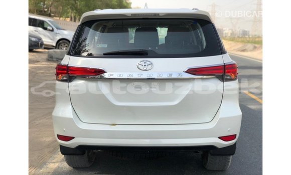Buy Import Toyota Fortuner White Car in Import - Dubai in Andijon Buy Import Toyota Fortuner White Car in Import - Dubai in Andijon