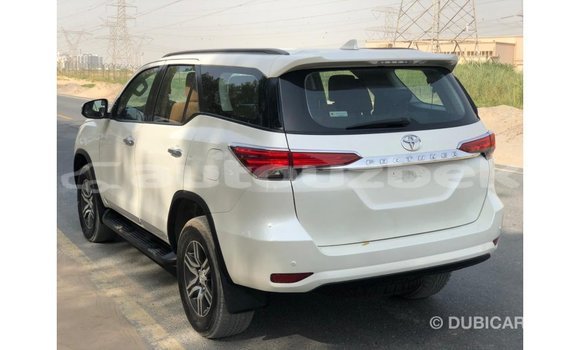 Buy Import Toyota Fortuner White Car in Import - Dubai in Andijon Buy Import Toyota Fortuner White Car in Import - Dubai in Andijon