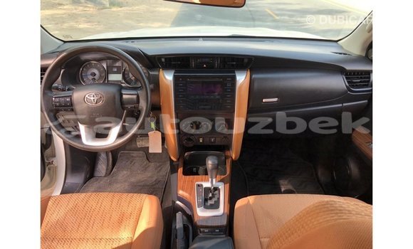 Buy Import Toyota Fortuner White Car in Import - Dubai in Andijon Buy Import Toyota Fortuner White Car in Import - Dubai in Andijon