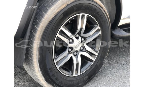 Buy Import Toyota Fortuner White Car in Import - Dubai in Andijon Buy Import Toyota Fortuner White Car in Import - Dubai in Andijon