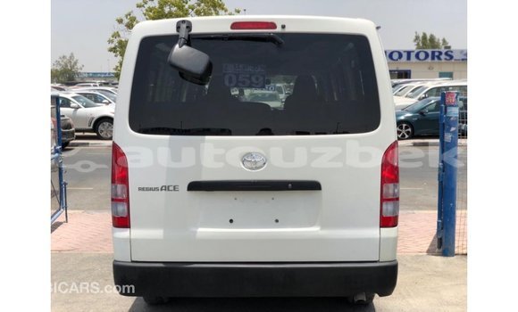 Buy Import Toyota Hiace White Car in Import - Dubai in Andijon Buy Import Toyota Hiace White Car in Import - Dubai in Andijon