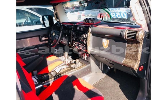 Buy Import Toyota FJ Cruiser Black Car in Import - Dubai in Andijon Buy Import Toyota FJ Cruiser Black Car in Import - Dubai in Andijon