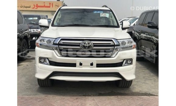 Buy Import Toyota Land Cruiser White Car in Import - Dubai in Andijon Buy Import Toyota Land Cruiser White Car in Import - Dubai in Andijon