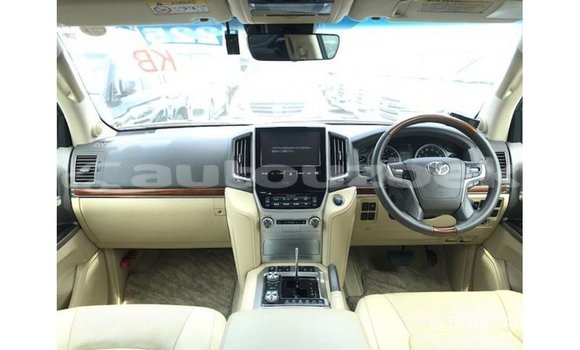 Buy Import Toyota Land Cruiser White Car in Import - Dubai in Andijon Buy Import Toyota Land Cruiser White Car in Import - Dubai in Andijon