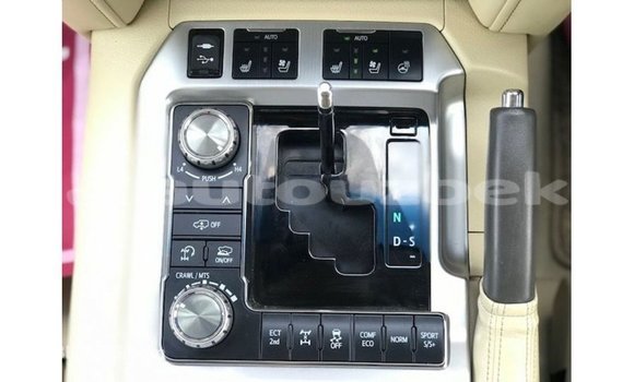 Buy Import Toyota Land Cruiser White Car in Import - Dubai in Andijon Buy Import Toyota Land Cruiser White Car in Import - Dubai in Andijon