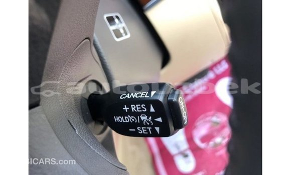 Buy Import Toyota Land Cruiser White Car in Import - Dubai in Andijon Buy Import Toyota Land Cruiser White Car in Import - Dubai in Andijon