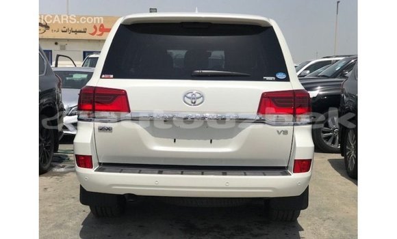 Buy Import Toyota Land Cruiser White Car in Import - Dubai in Andijon Buy Import Toyota Land Cruiser White Car in Import - Dubai in Andijon