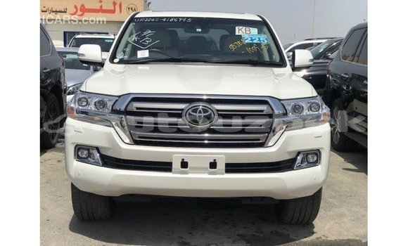 Buy Import Toyota Land Cruiser White Car in Import - Dubai in Andijon Buy Import Toyota Land Cruiser White Car in Import - Dubai in Andijon