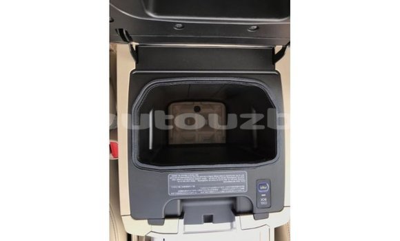 Buy Import Toyota Land Cruiser White Car in Import - Dubai in Andijon Buy Import Toyota Land Cruiser White Car in Import - Dubai in Andijon