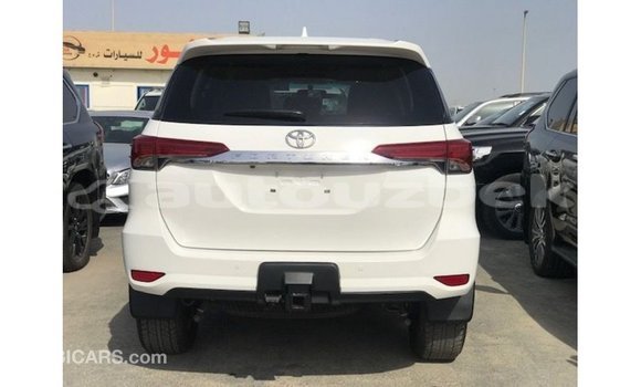 Buy Import Toyota Fortuner White Car in Import - Dubai in Andijon Buy Import Toyota Fortuner White Car in Import - Dubai in Andijon