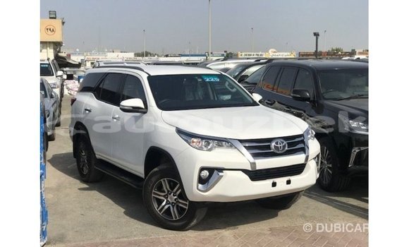 Buy Import Toyota Fortuner White Car in Import - Dubai in Andijon Buy Import Toyota Fortuner White Car in Import - Dubai in Andijon