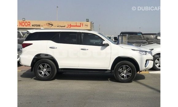 Buy Import Toyota Fortuner White Car in Import - Dubai in Andijon Buy Import Toyota Fortuner White Car in Import - Dubai in Andijon
