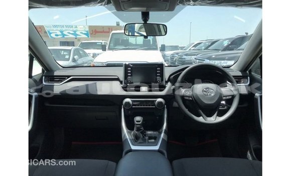 Buy Import Toyota 4Runner White Car in Import - Dubai in Andijon Buy Import Toyota 4Runner White Car in Import - Dubai in Andijon