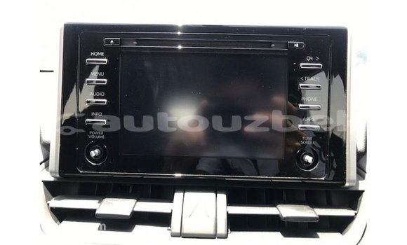 Buy Import Toyota 4Runner White Car in Import - Dubai in Andijon Buy Import Toyota 4Runner White Car in Import - Dubai in Andijon