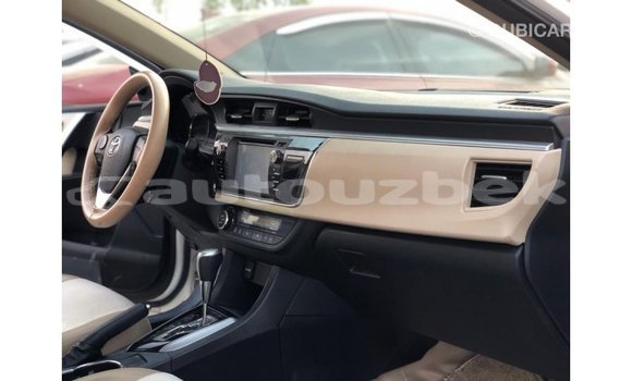Buy Import Toyota Corolla White Car in Import - Dubai in Andijon Buy Import Toyota Corolla White Car in Import - Dubai in Andijon