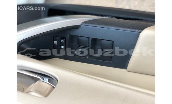 Buy Import Toyota Corolla White Car in Import - Dubai in Andijon Buy Import Toyota Corolla White Car in Import - Dubai in Andijon