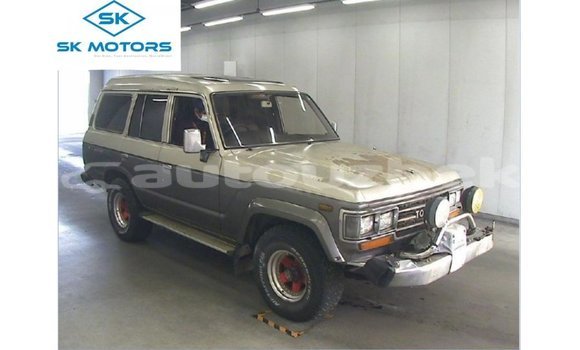 Buy Import Toyota Land Cruiser Other Car in Import - Dubai in Andijon Buy Import Toyota Land Cruiser Other Car in Import - Dubai in Andijon