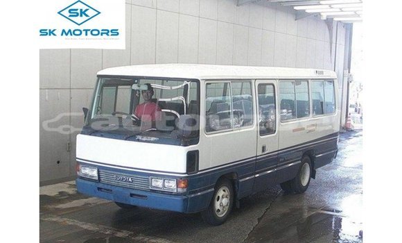 Buy Import Toyota Coaster White Car in Import - Dubai in Andijon