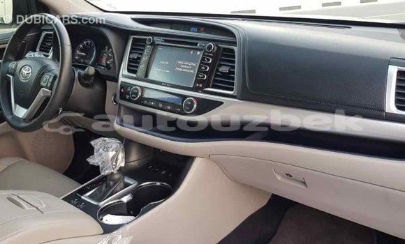 Buy Import Toyota Highlander Black Car in Import - Dubai in Andijon Buy Import Toyota Highlander Black Car in Import - Dubai in Andijon
