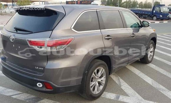 Buy Import Toyota Highlander Other Car in Import - Dubai in Andijon Buy Import Toyota Highlander Other Car in Import - Dubai in Andijon
