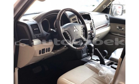 Buy Import Mitsubishi Pajero Other Car in Import - Dubai in Andijon Buy Import Mitsubishi Pajero Other Car in Import - Dubai in Andijon