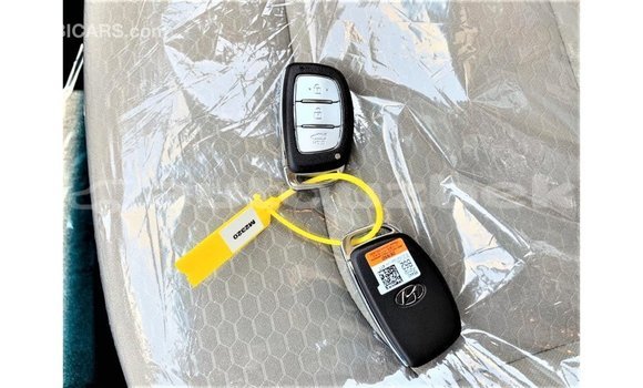 Buy Import Hyundai Elantra White Car in Import - Dubai in Andijon Buy Import Hyundai Elantra White Car in Import - Dubai in Andijon